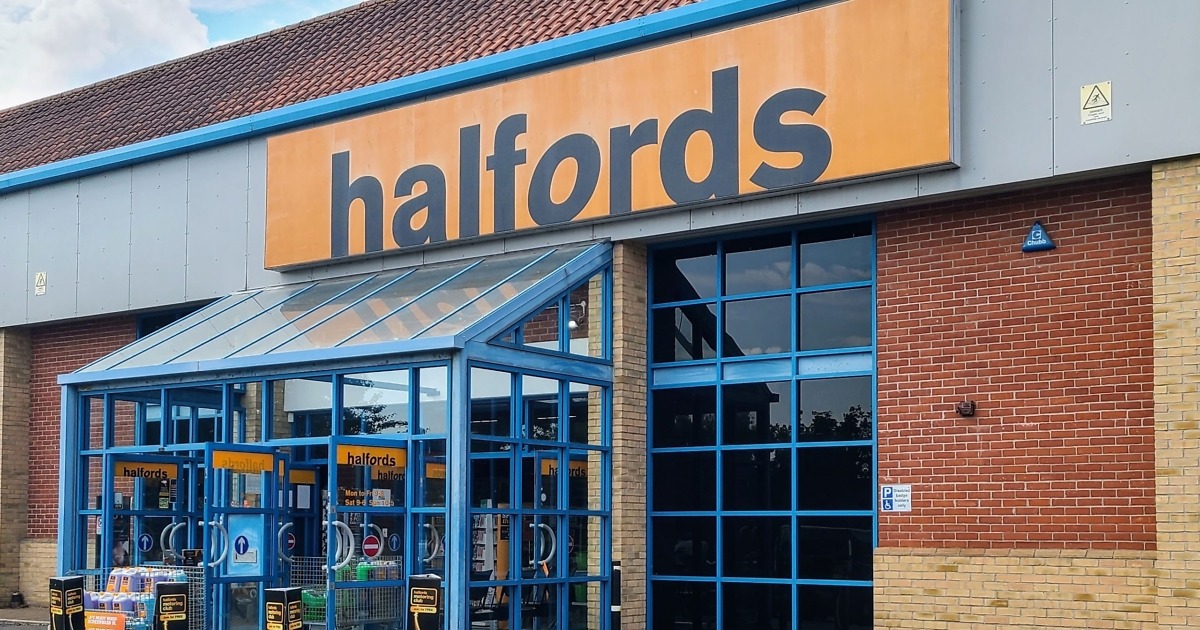 Halfords – eXplore Bury St Edmunds!