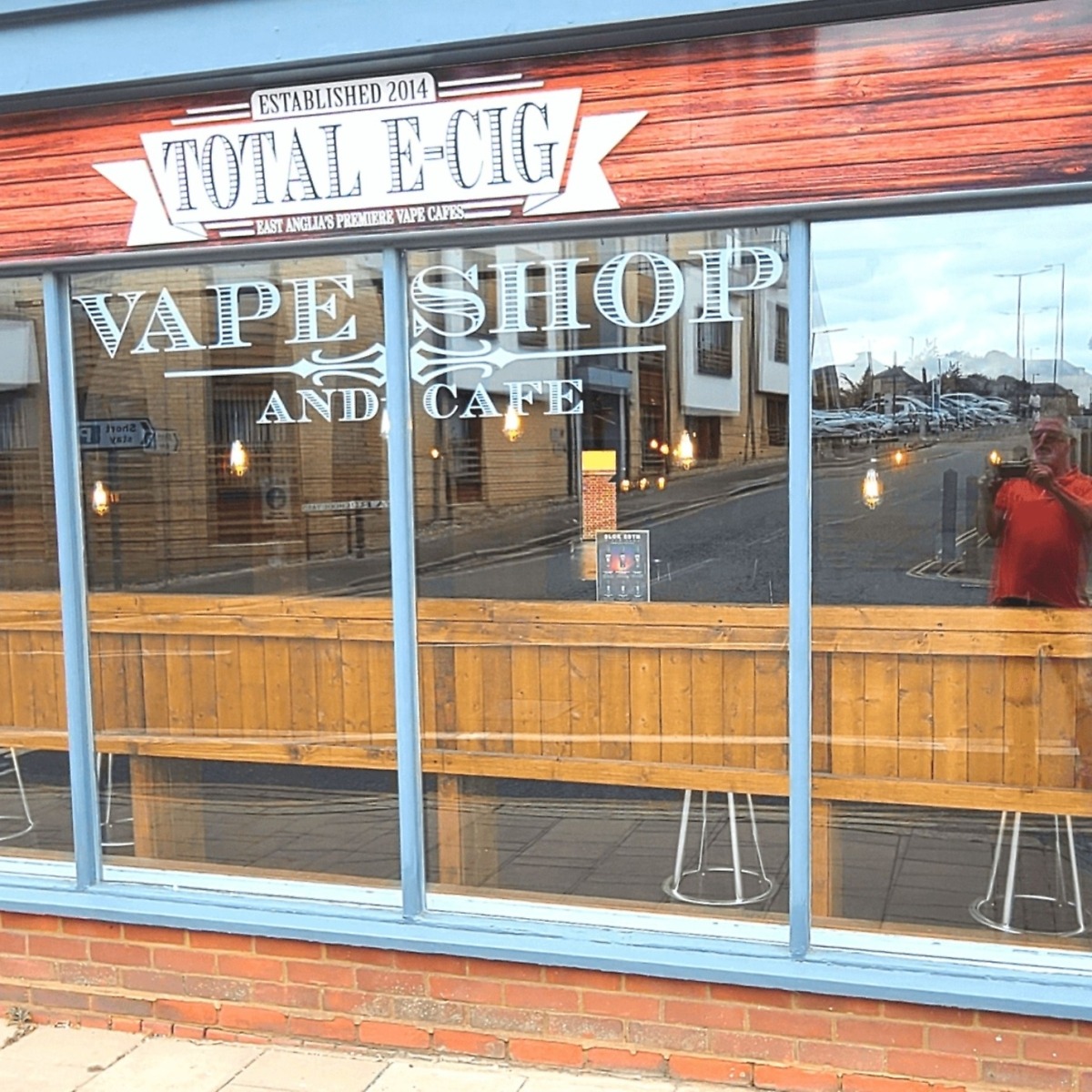 Total E-Cig Vape Cafe  eXplore Bury St Edmunds!