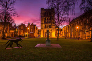 buildings norman tower bury st edmunds great churchyard monuments memorials statue of st edmund by elizabeth frink places visit nick betson 340 explore bury st edmunds