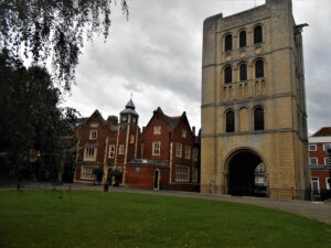 norman tower buildings bury st edmunds great churchyard places visit anna frankum 2776 explore bury st edmunds